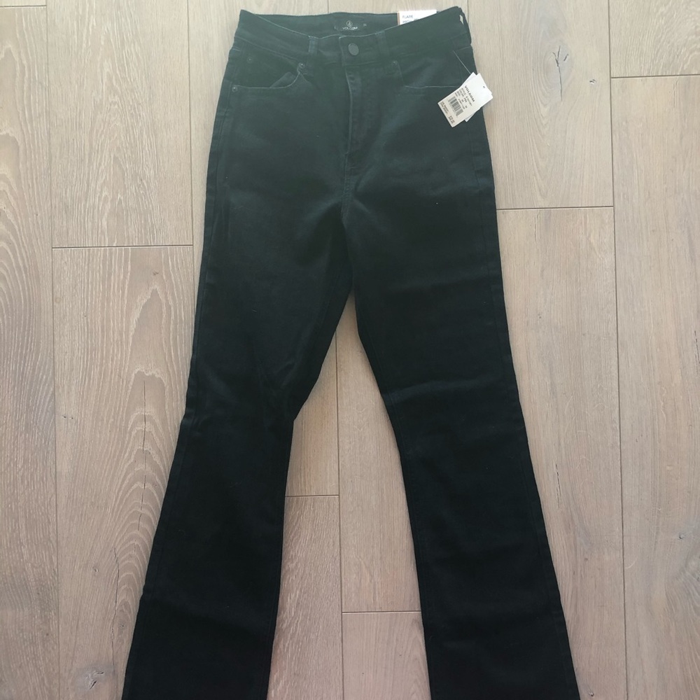 NWT Volcom high rise flare jeans